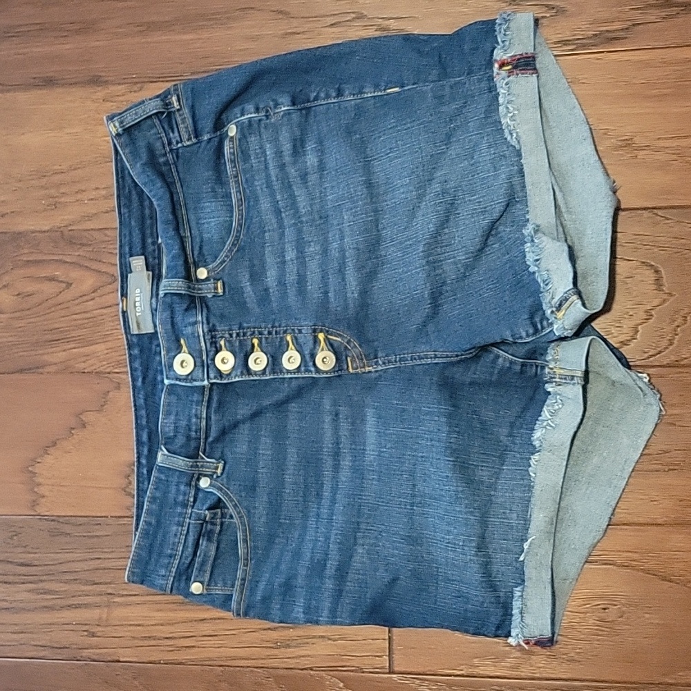 Torrid denim jean shorts plus size 12